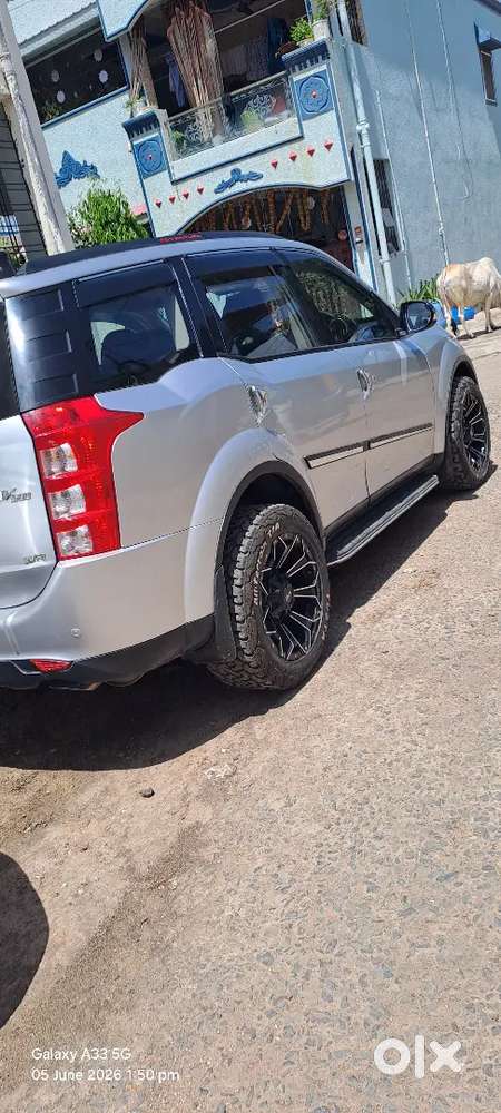 Mahindra Xuv500 2015 Diesel 80153 Km Driven
