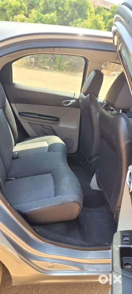 Tata Tiago 1.2 Revotron Xza, 2019, Petrol