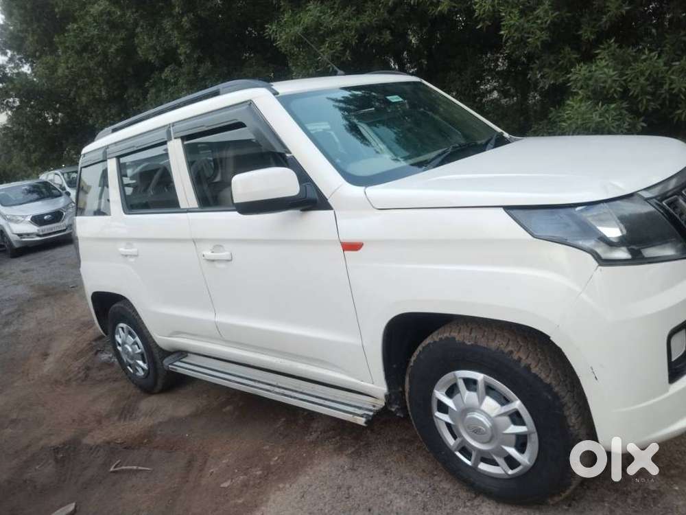 Mahindra Tuv 300 T6 Plus, 2019, Diesel