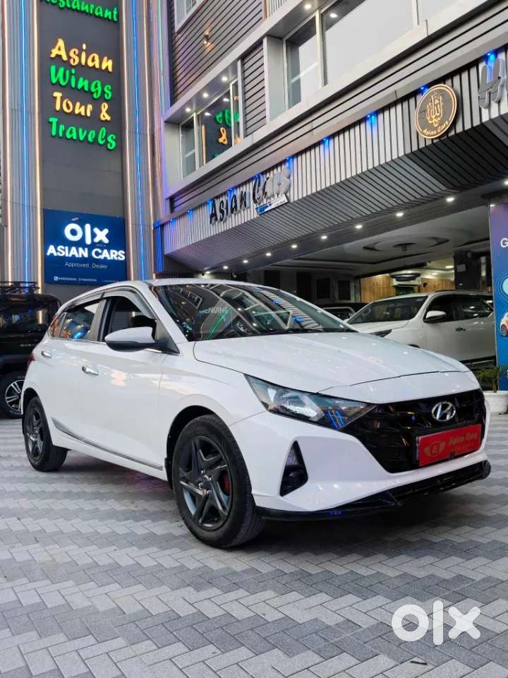 Hyundai I20 Sportz 1.2 Mt, 2023, Petrol