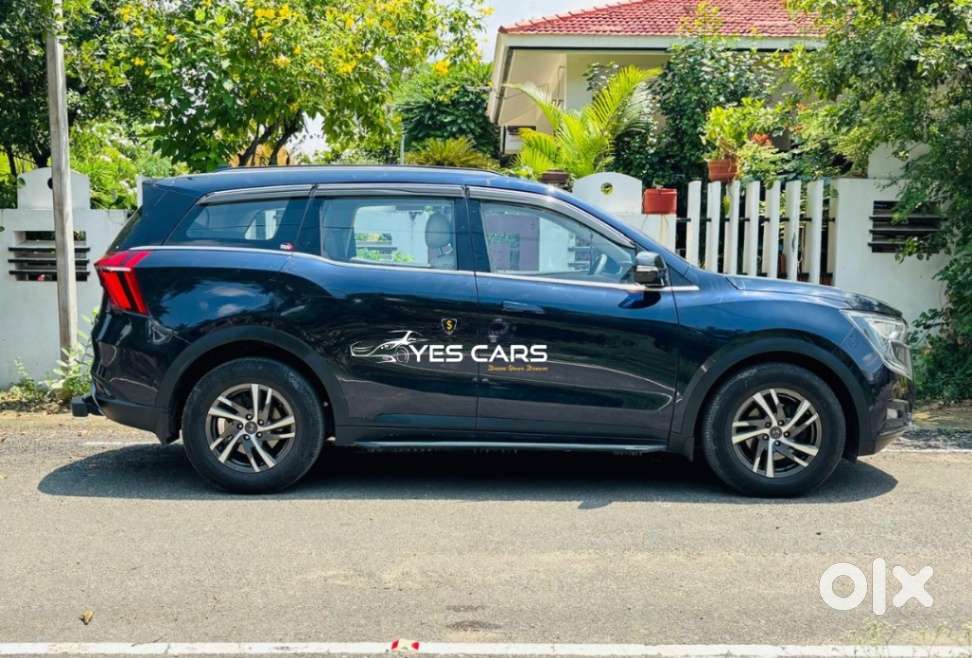Mahindra Xuv700 2.0 Ax 5 Petrol At Str, 2022, Diesel