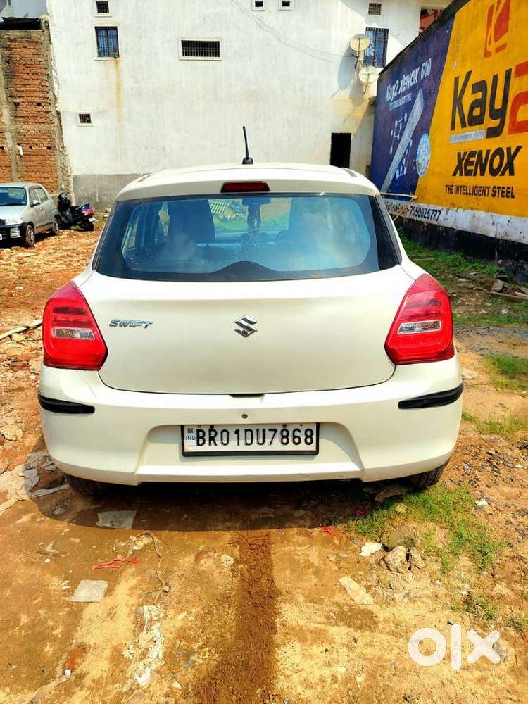 Maruti Suzuki Swift Vxi + Manual, 2018, Petrol