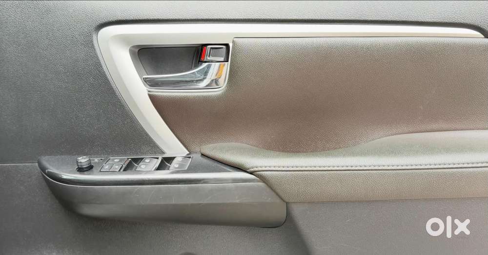 Toyota Fortuner 4x2 At 2.8 Diesel, 2020, Diesel