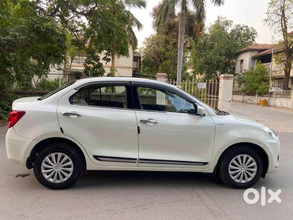 Maruti Suzuki Dzire 1.2 Vxi Amt, 2019, Petrol