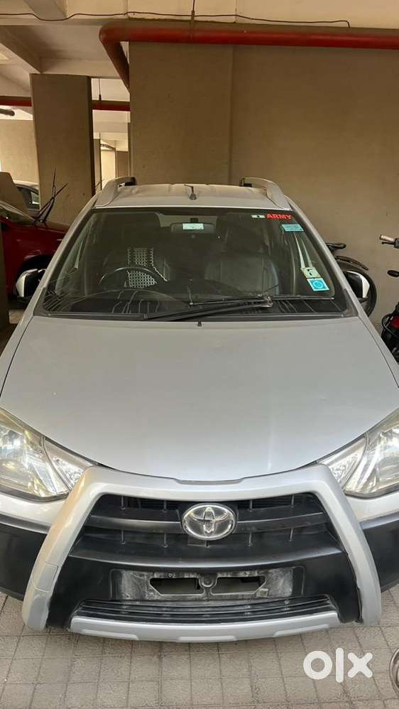 Toyota Etios Cross 2014 Petrol Well Maintained