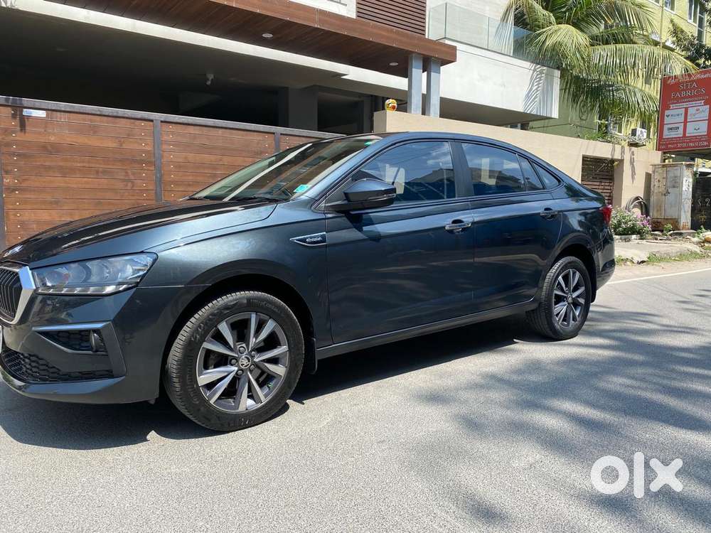 Skoda Slavia Ambition Plus 1.0 Tsi At, 2023, Petrol