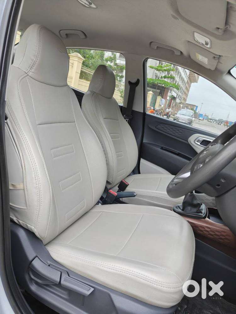 Hyundai Aura 1.2 Sx Cng, 2024, Cng & Hybrids