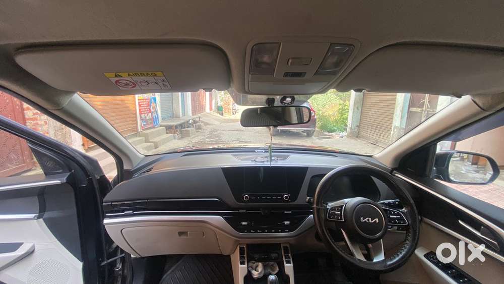 Kia Carens 2023 Diesel Well Maintained