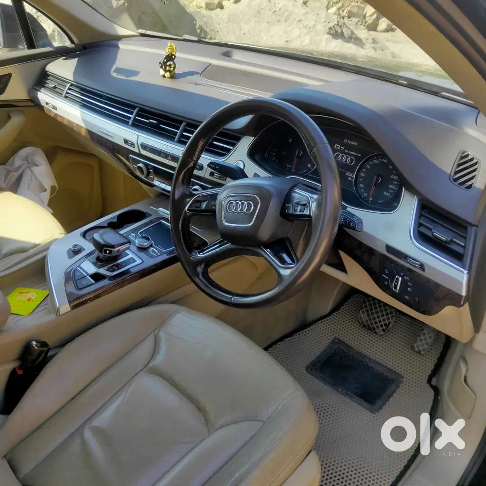 2016 Audi Q7 Premium, 140,000 Km