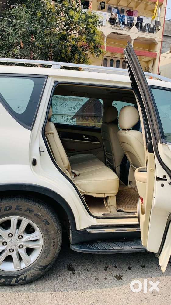 Mahindra Ssangyong Rexton Rx7, 2014, Diesel