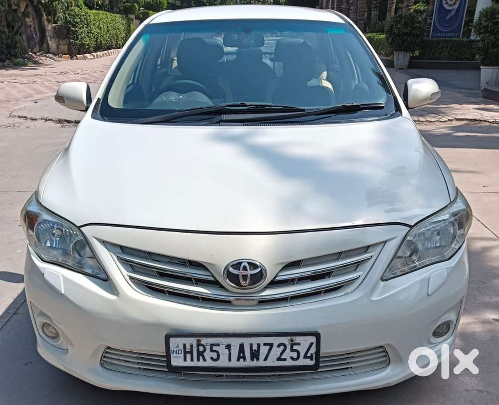 Toyota Corolla Altis G, 2013, Petrol