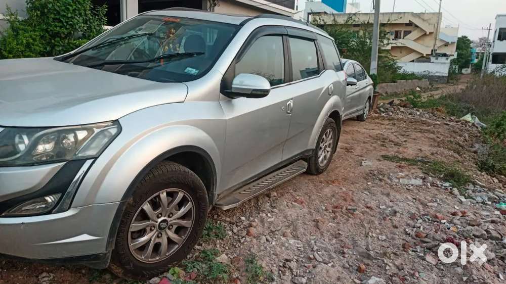 Mahindra Xuv500 2016 Diesel 65000 Km Driven