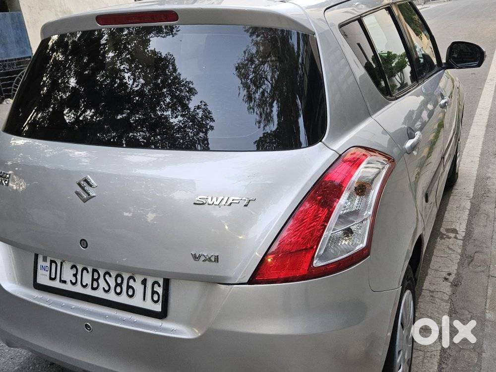Maruti Suzuki Swift 2011-2014 Vxi, 2013, Petrol