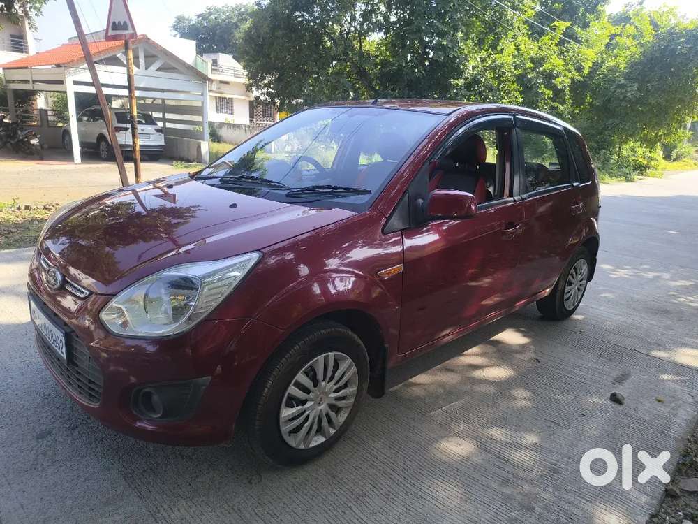Ford Figo Zxi Petrol 2014