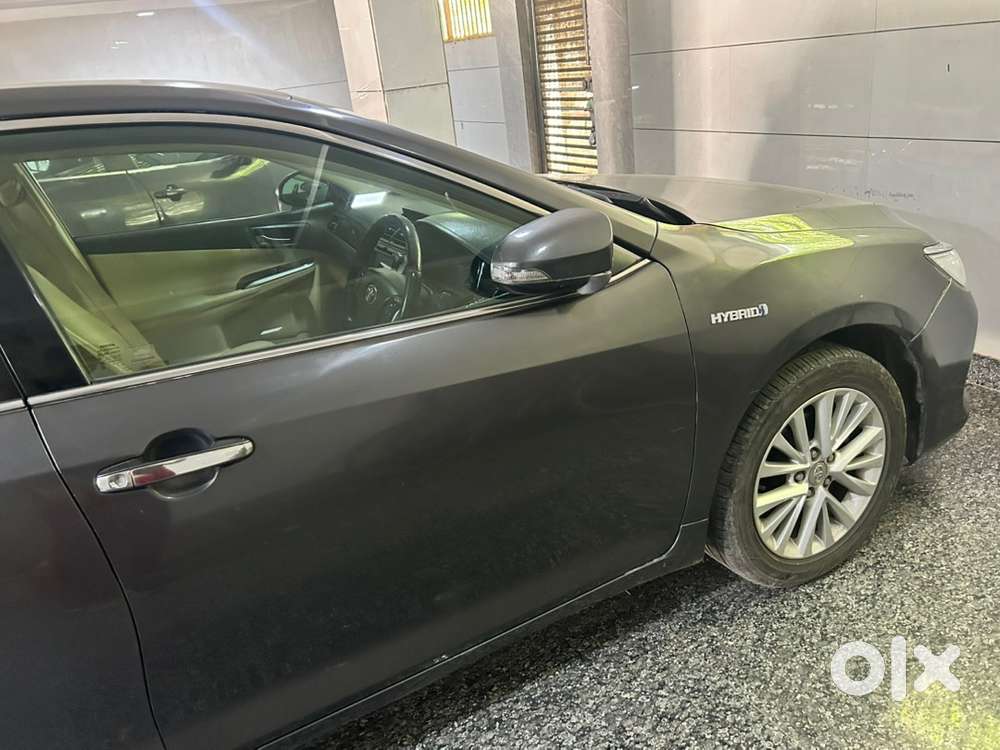 Toyota Camry Hybrid 2017