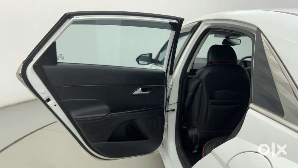 Hyundai Verna 1.5 Sx Turbo Petrol Mt, 2023, Petrol