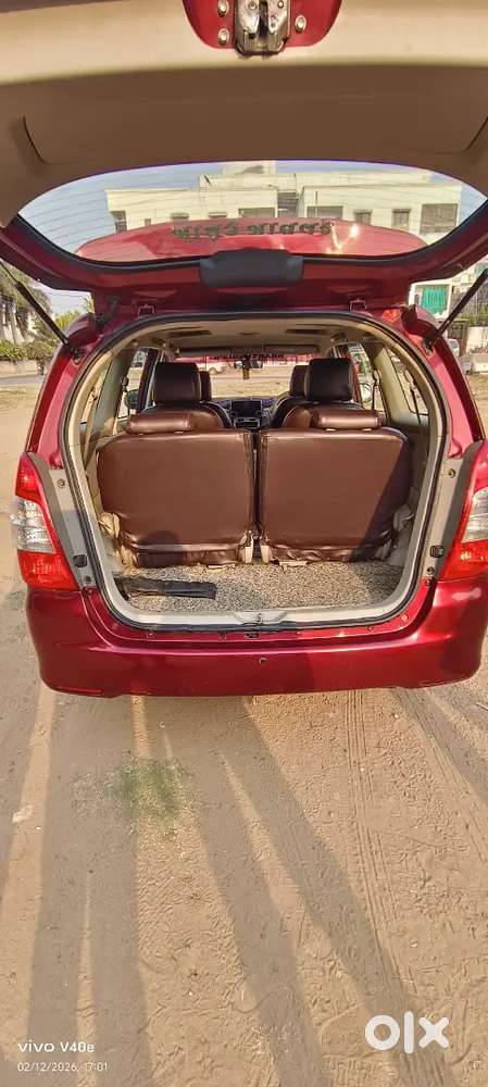 Toyota Innova 2014 Diesel Well Maintained
