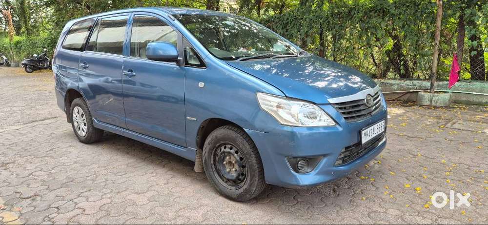 Single Owner Excellent Condition Innova 8 Seater