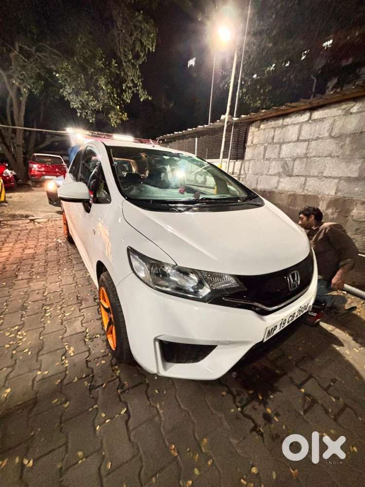 Honda Jazz 2015 Last Month Scratchless Condition