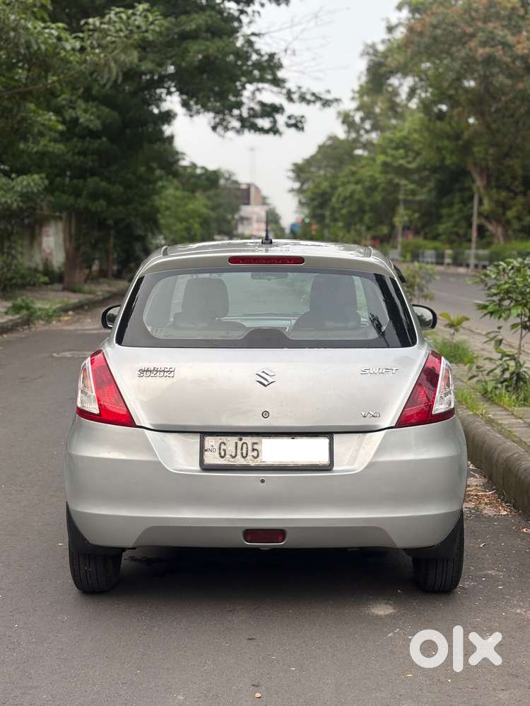 Maruti Suzuki Swift Vxi + Manual, 2014, Petrol