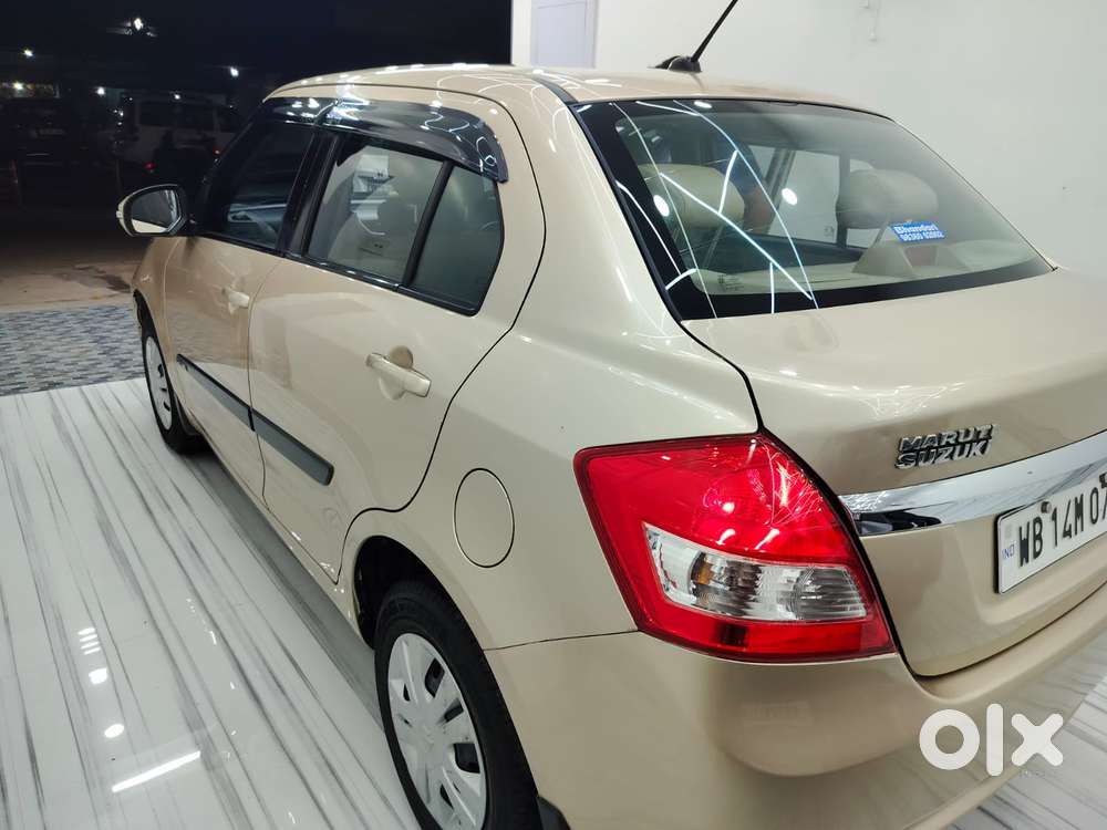 Maruti Suzuki Swift Dzire 1.2 Vxi Bsiv, 2015, Petrol