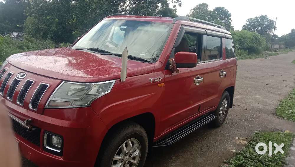 Mahindra Tuv 300 2018