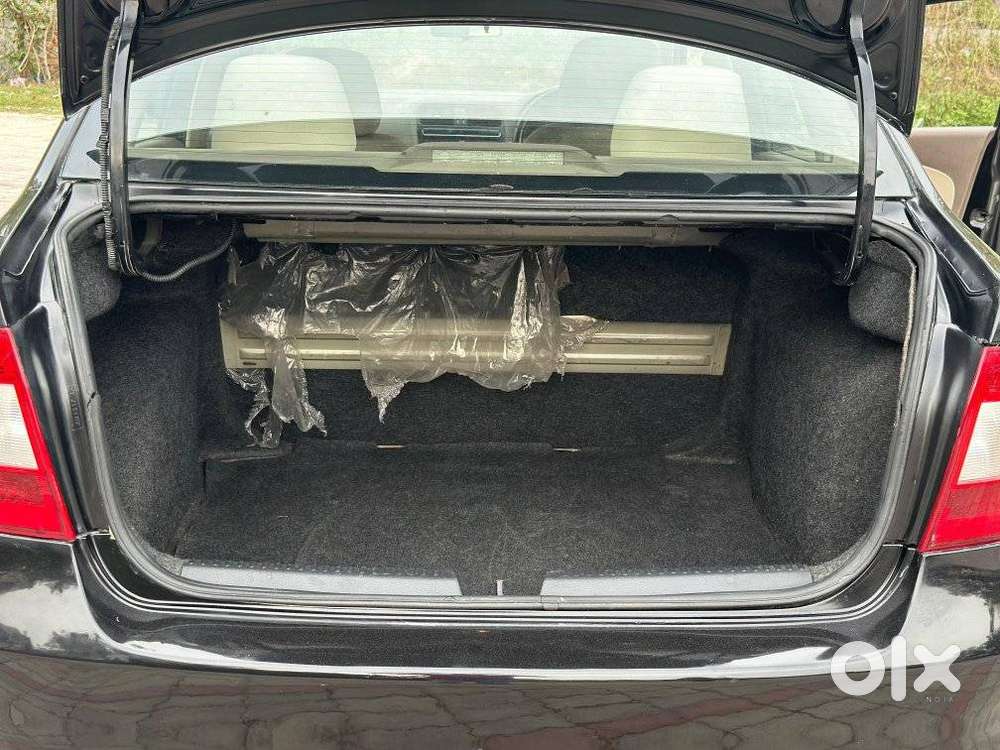 Skoda Rapid 2013-2016 1.6 Mpi At Elegance Black Package, 2012, Petro..