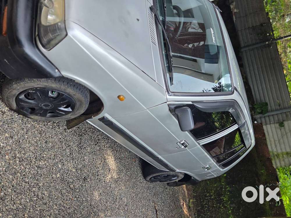 Maruti Suzuki 800 Ac 2010