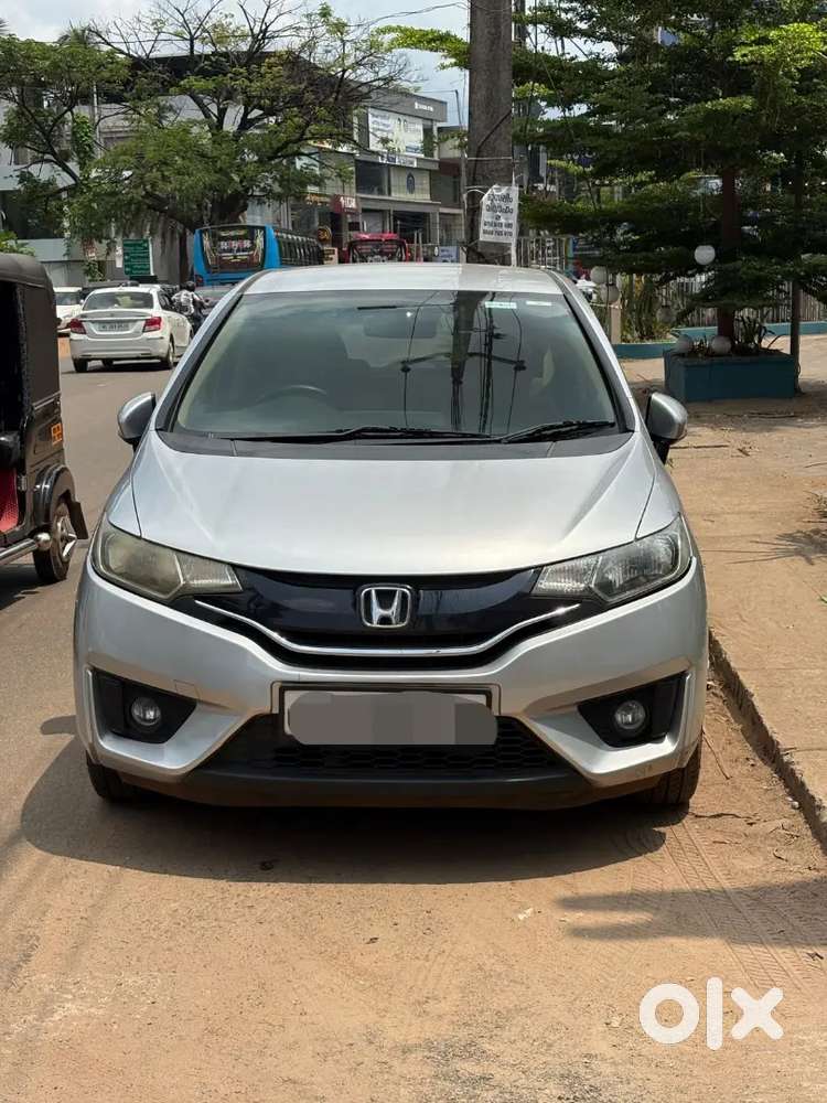 Honda Jazz 2016 Petrol Well Maintained