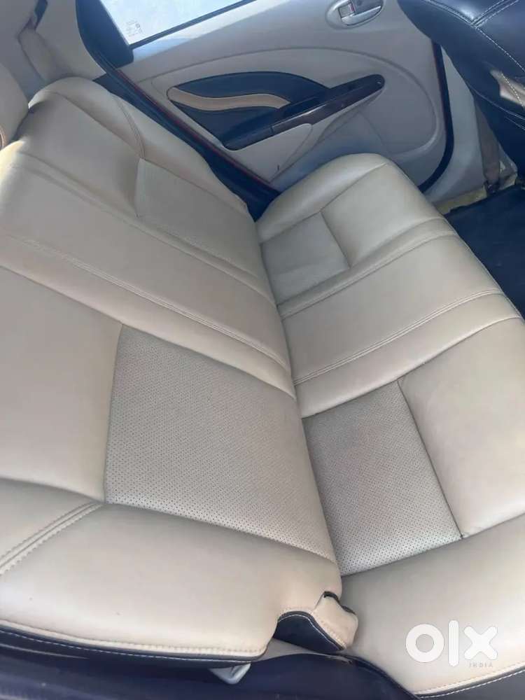 Toyota Etios Liva 2013 Diesel 130000 Km Driven