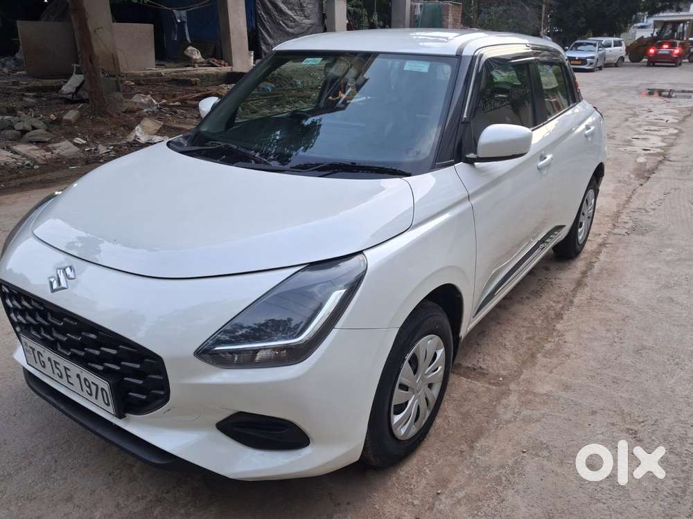 Maruti Suzuki Swift Vxi Optional, 2024