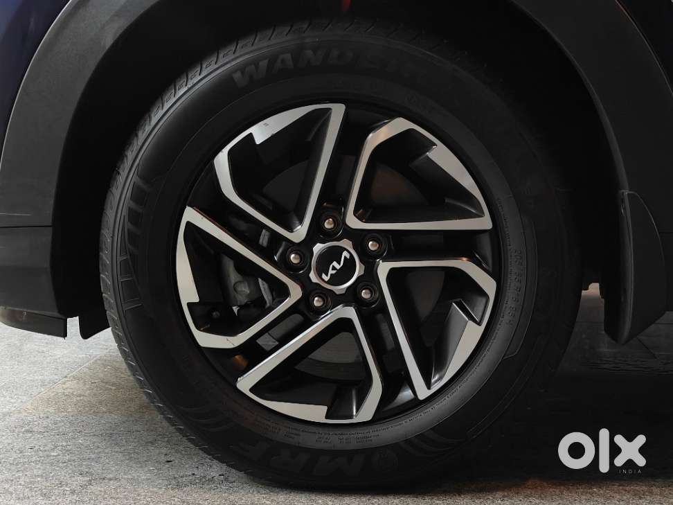 Kia Carens 1.4 Prestige Plus Turbo 7 Str, 2022, Petrol