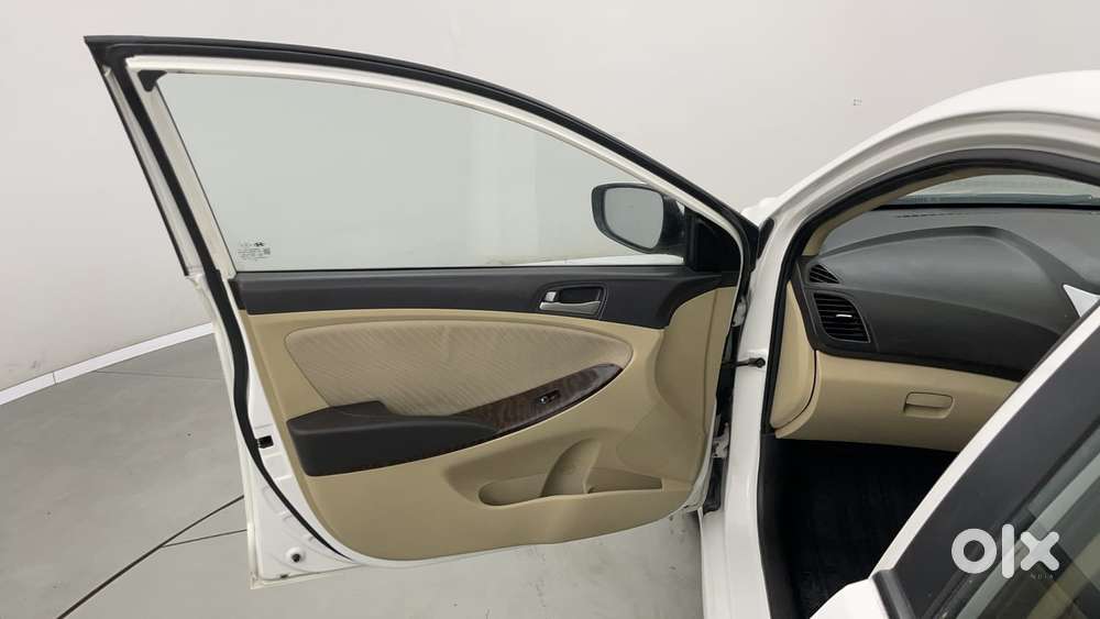 Hyundai Verna 1.6 Sx Vtvt, 2016, Petrol
