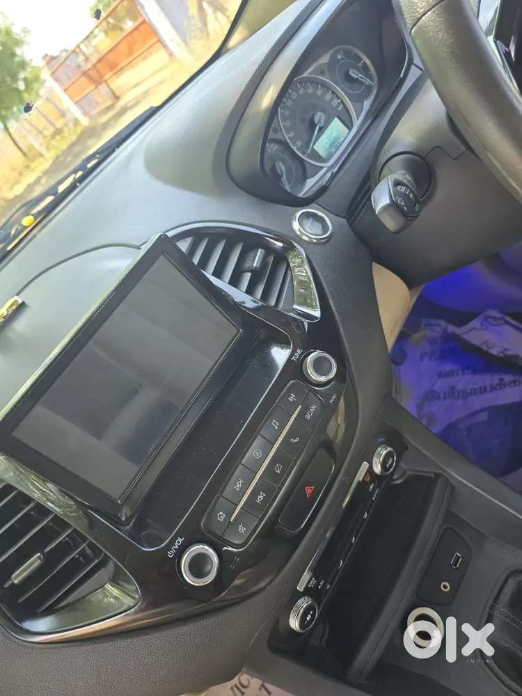 Ford Aspire Titatinium Blu 2020