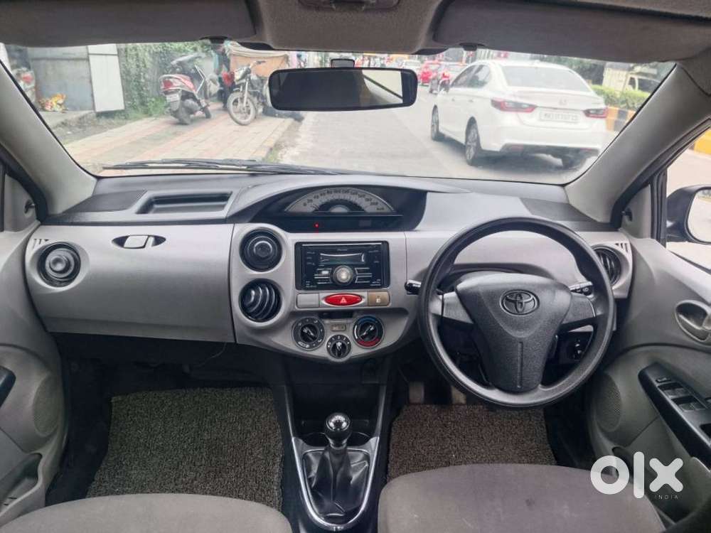 Toyota Etios 2010-2012 G, 2011, Petrol