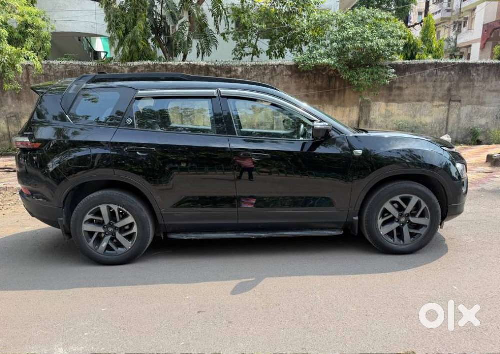Tata Safari 2.0 Xz Plus Dark Edition, 2023, Diesel