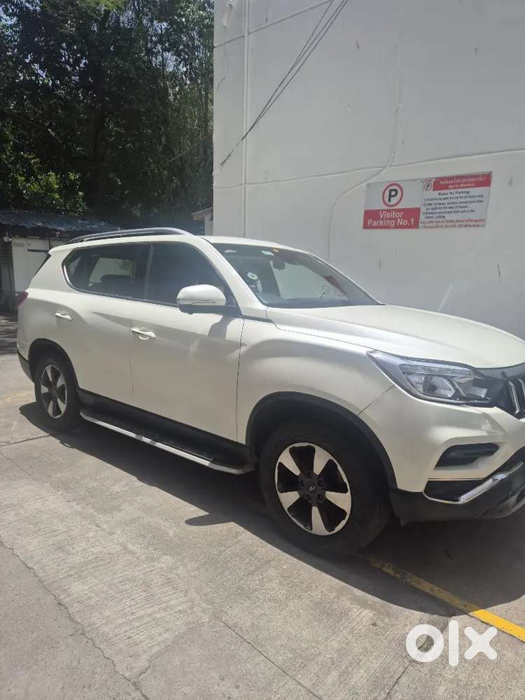 Mahindra Alturas G4 2022 Diesel 50000 Km Driven