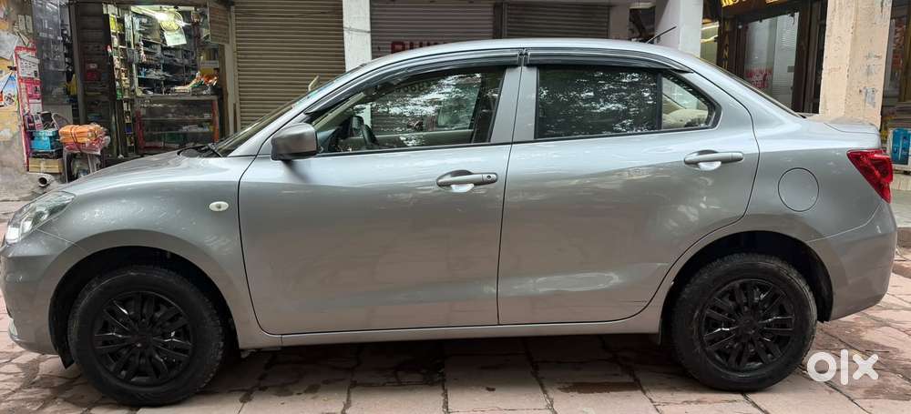 Maruti Suzuki Swift Dzire 1.2 Vxi Bsiv, 2021, Petrol