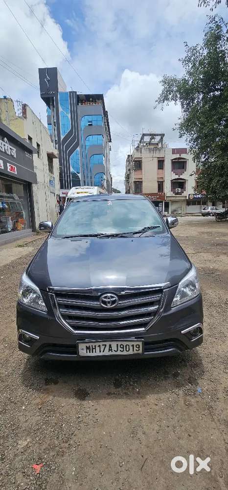 Toyota Innova 2012 Diesel Well Maintained