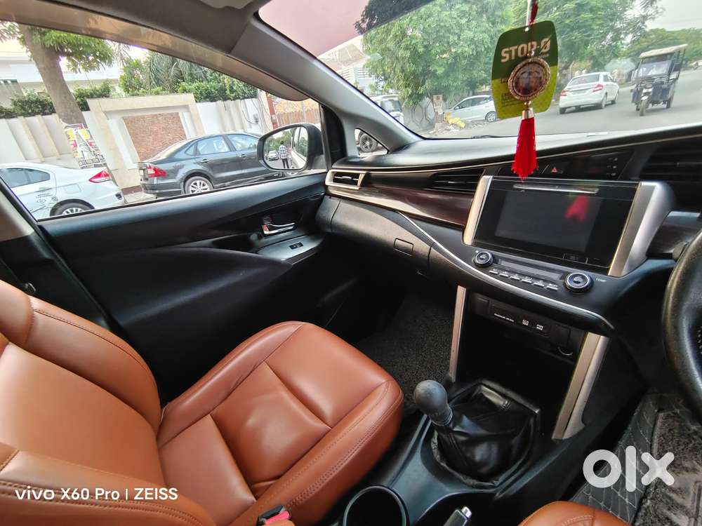 Toyota Innova Crysta 2.4 V 7 Str, 2018, Diesel