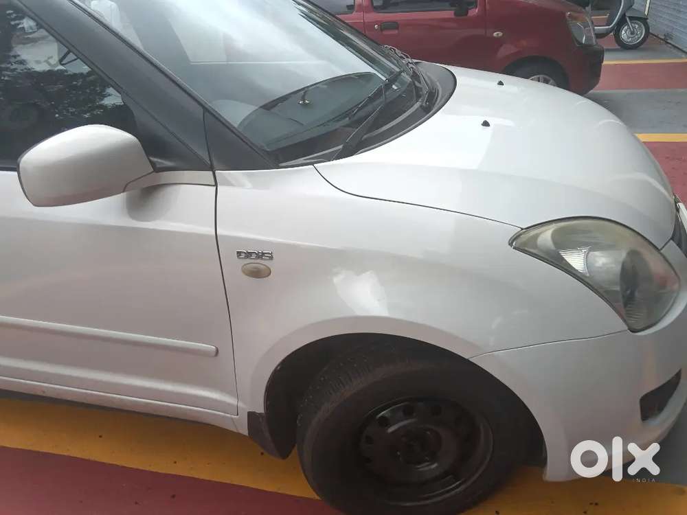 Maruti Suzuki Swift Dzire 2010 Diesel 128000 Km Driven