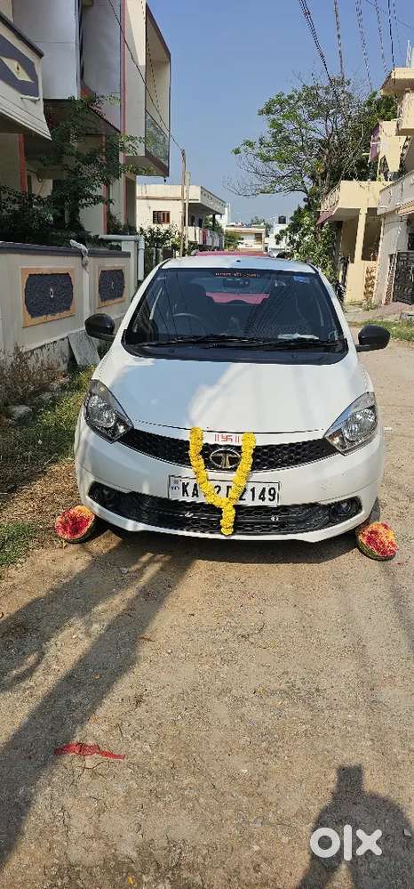Tata Tiago Revotron 2018 Petrol  Cng Manual