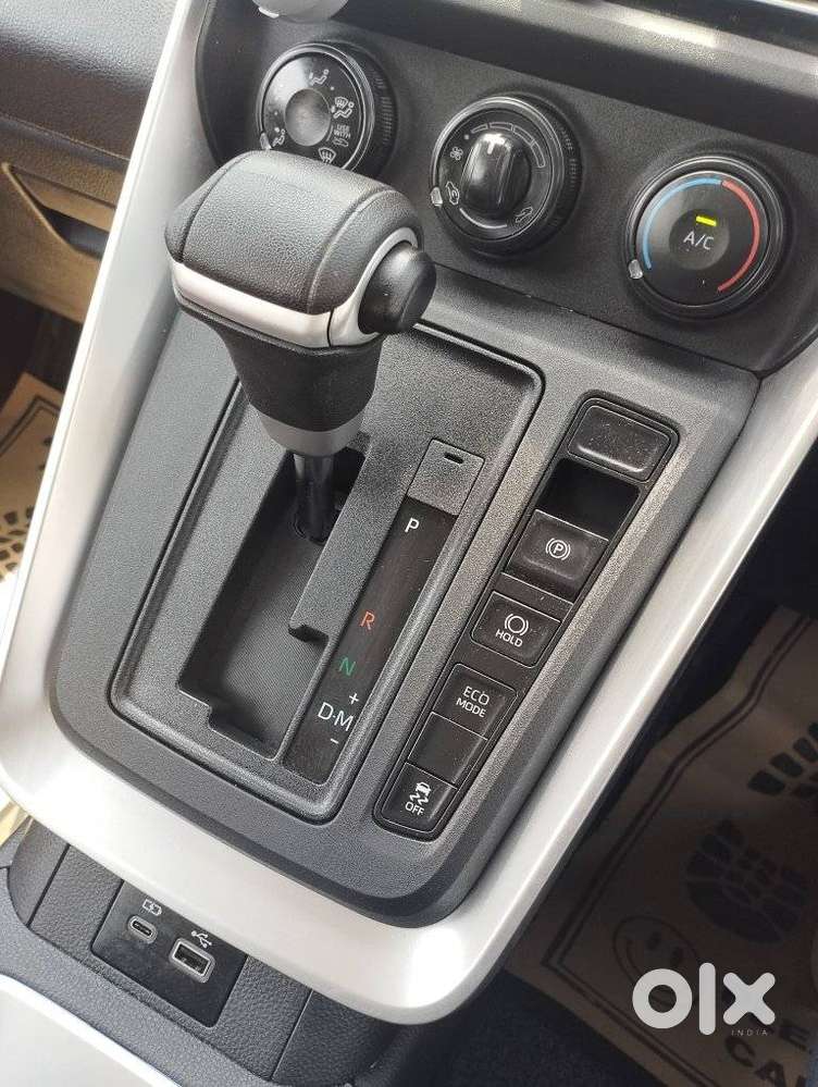 Toyota Innova Hycross 2.0 Gx 8 Str, 2024, Petrol