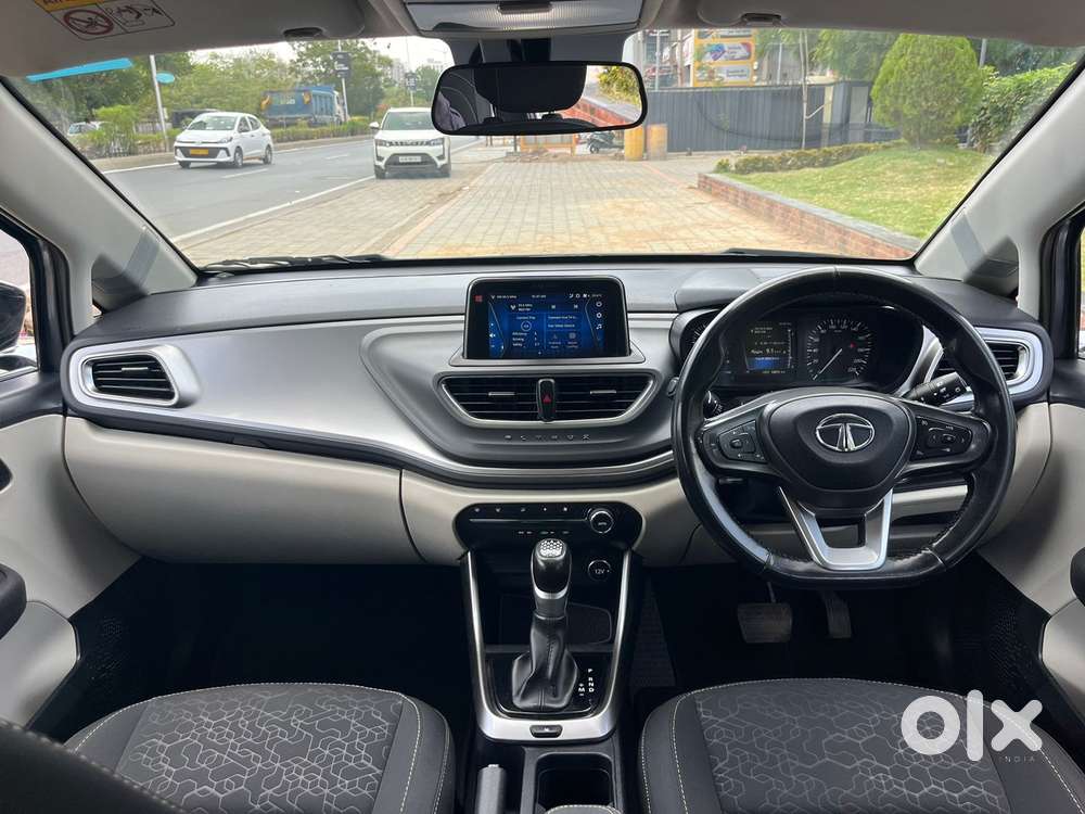 Tata Altroz 1.2 Xza Petrol Dct, 2022, Petrol