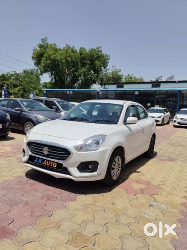 Maruti Suzuki Dzire 1.2 Vxi, 2018, Petrol