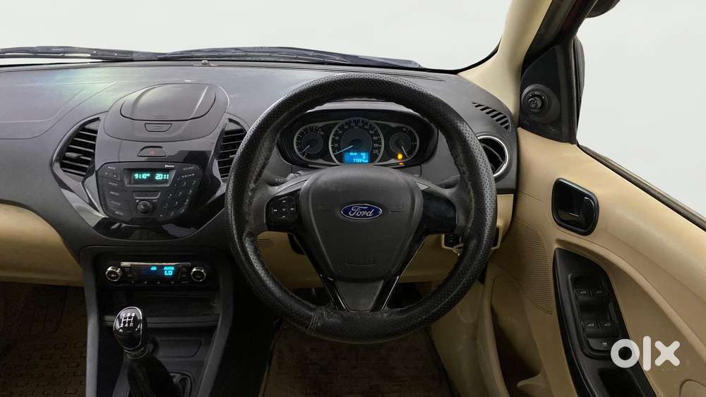 Ford Figo Aspire Titanium, 2016, Petrol