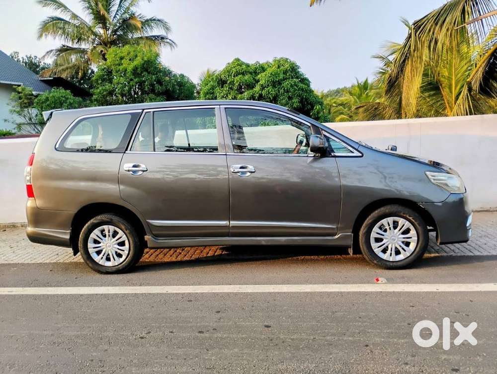 Toyota Innova 2004-2011 2.5 G4 Diesel 7-seater, 2011, Diesel