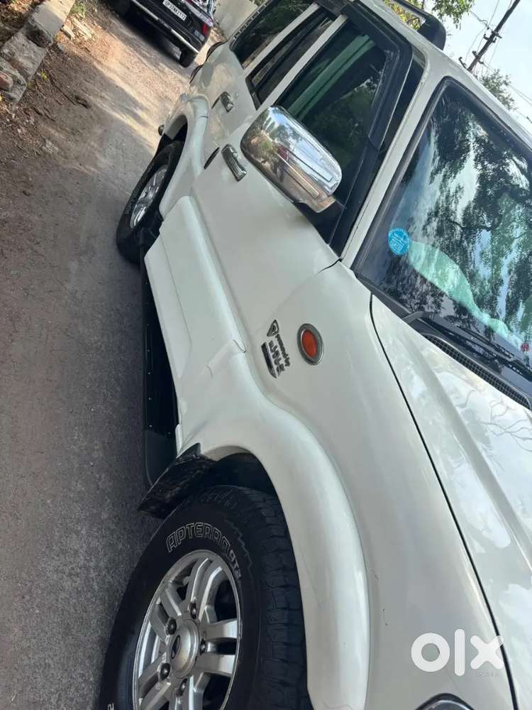 Scorpio Vlx 2014 Mint Condition