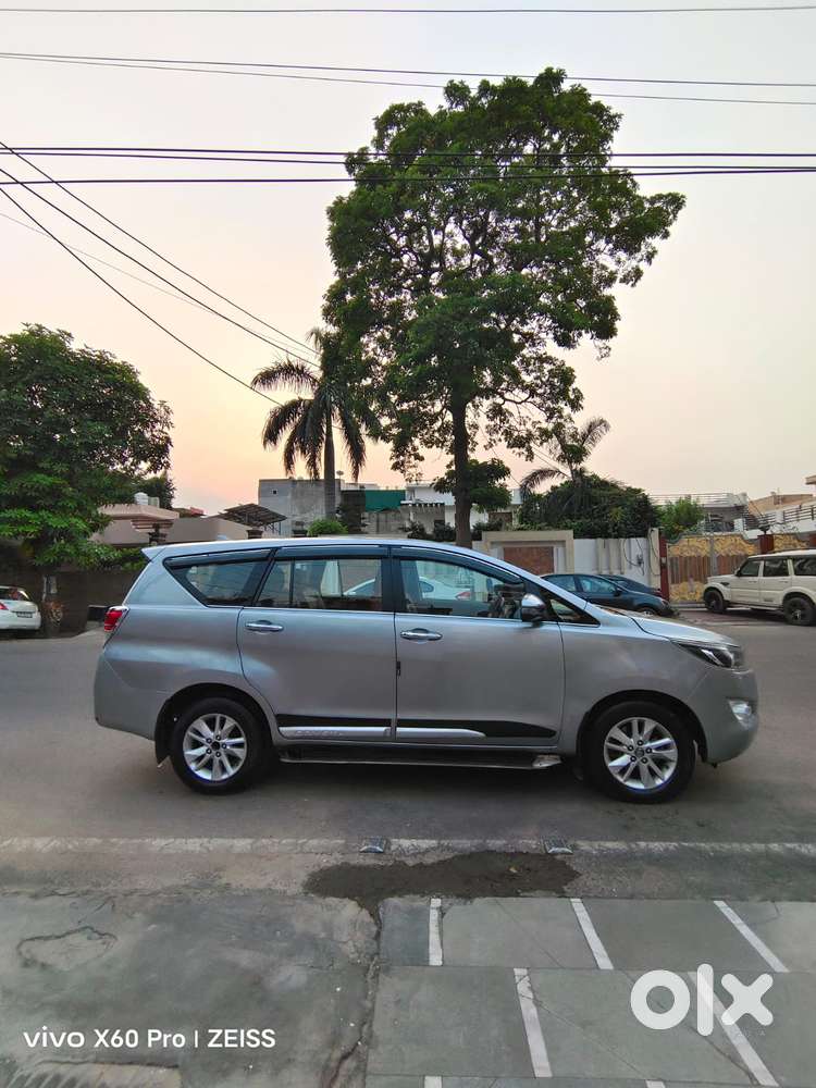 Toyota Innova Crysta 2.4 V 7 Str, 2018, Diesel