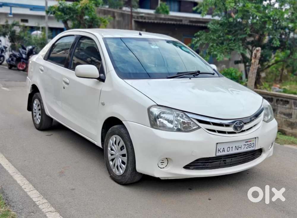 Toyota Etios 1.5 G, 2011, Petrol